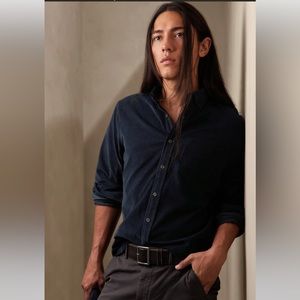 Banana Republic - Button Down NWOT